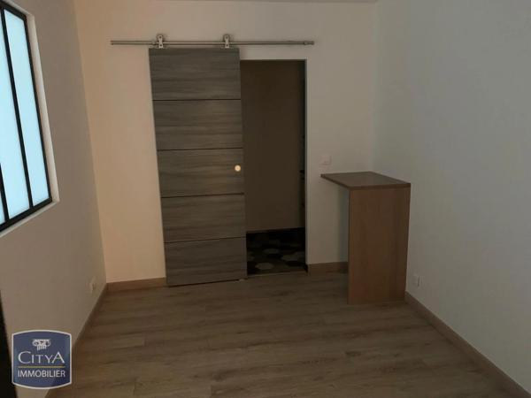Appartement à louer 2 pièces 41.73m² Le Coudray-Montceaux (91830)