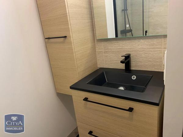 Appartement à louer 2 pièces 41.73m² Le Coudray-Montceaux (91830)