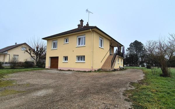Maison à vendre    4 pièces •  Louhans