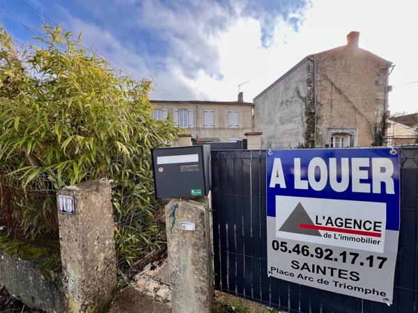 REF A3-40 - SAINTES RIVE DROITE  - TYPE 3