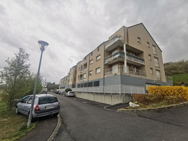 Studio de 25 m² avec parking à Louviers