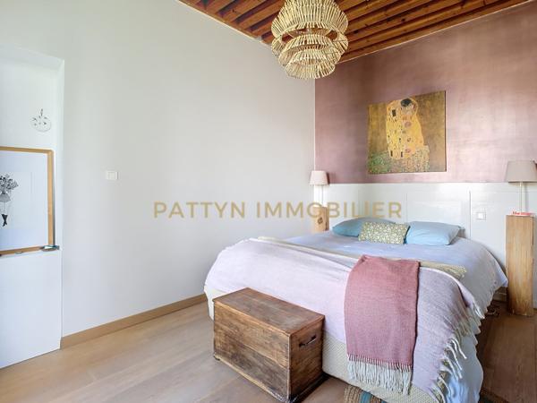 Neuville-sur-Saône (69250) Sublime T4 rénové dans un ancien couvent