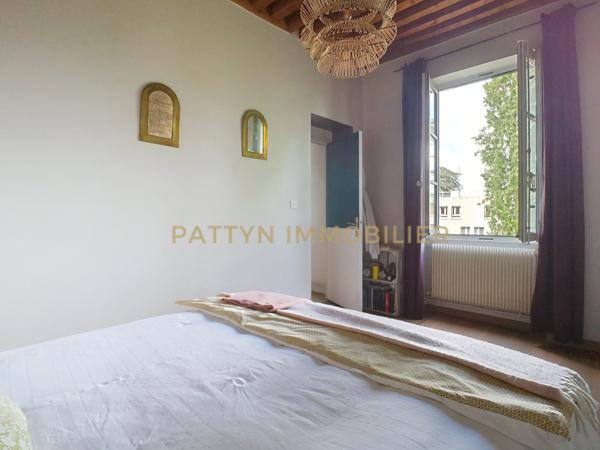 Neuville-sur-Saône (69250) Sublime T4 rénové dans un ancien couvent