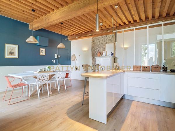 Neuville-sur-Saône (69250) Sublime T4 rénové dans un ancien couvent