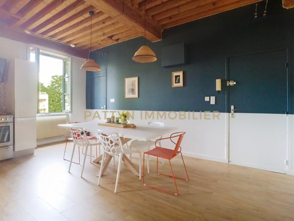 Neuville-sur-Saône (69250) Sublime T4 rénové dans un ancien couvent