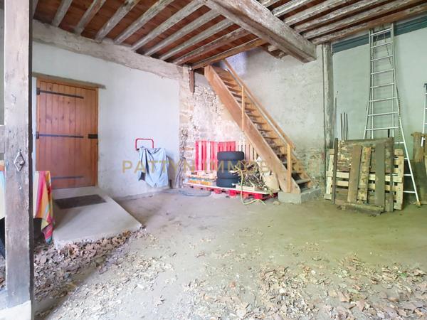 Neuville-sur-Saône (69250) Sublime T4 rénové dans un ancien couvent