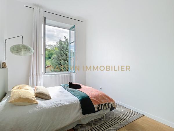 Neuville-sur-Saône (69250) Sublime T4 rénové dans un ancien couvent