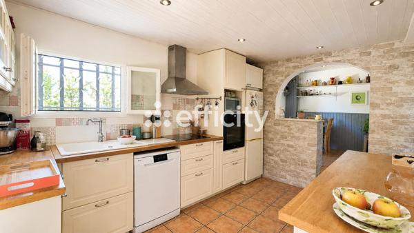 Maison
         3 pièces
        - 96 m² Exclusivité 510 000 € *