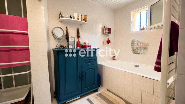 Maison
         3 pièces
        - 96 m² Exclusivité 510 000 € *