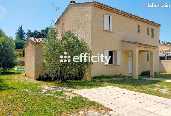 Maison
         6 pièces
        - 127 m² 540 000 € *