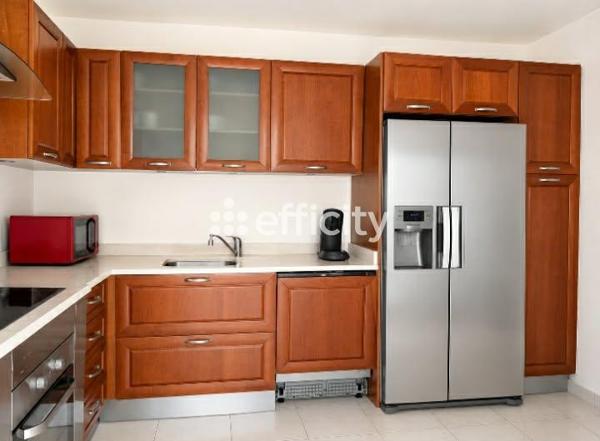 Maison
         6 pièces
        - 127 m² 540 000 € *
