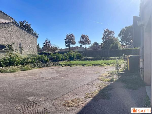 Le Pontet - Maison individuelle non mitoyenne 134m2, 5 chambres