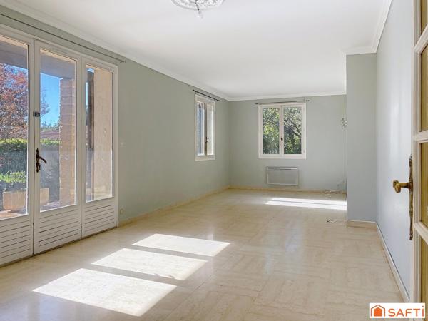 Le Pontet - Maison individuelle non mitoyenne 134m2, 5 chambres