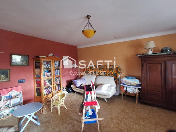 une chaleureuse maison de famille en campagne