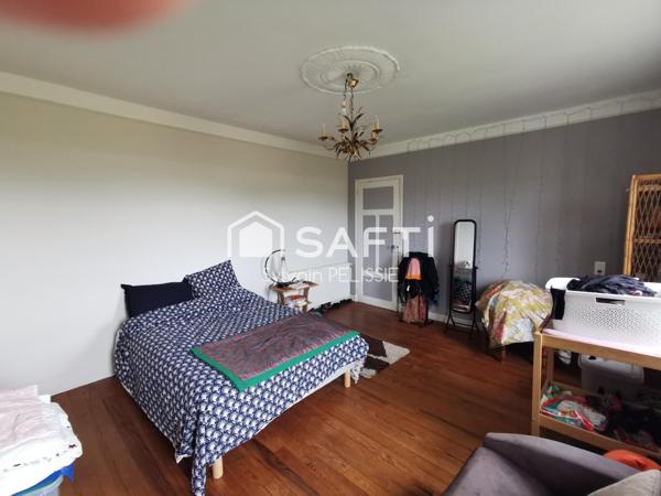 une chaleureuse maison de famille en campagne