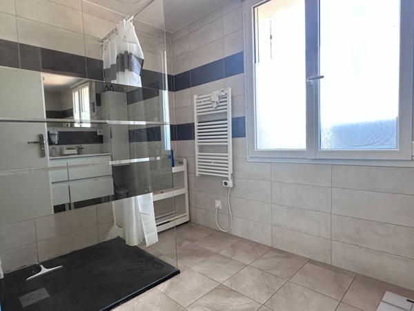 16710 SAINT YRIEIX SUR CHARENTE Maison familiale avec vie de plain-pied ? 4 chambres ? Saint-Yrieix-sur-Charente