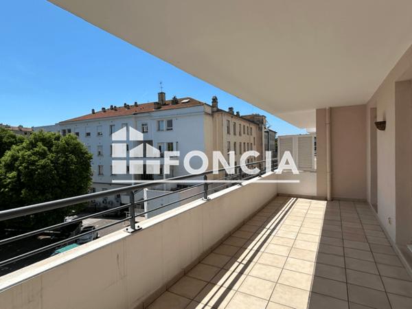 Location Appartement 4 pièces 102.92 m² - 33 RUE DU CAPITAINE CASANOVA Toulon 83000