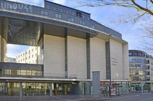 INVESTISSEMENT LOCATIF – ORLÉANS – Résidence Étudiante Les Estudines Jeanne d’Arc – 5,58% de rentabilité