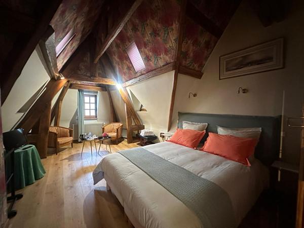 Propriété de charme, au calme, proche de Moyaux