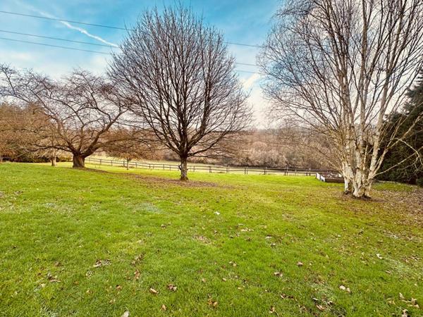 Propriété de charme, au calme, proche de Moyaux