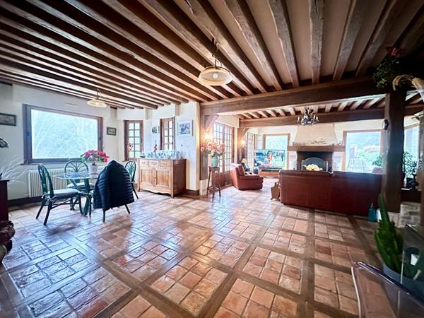 Propriété de charme, au calme, proche de Moyaux