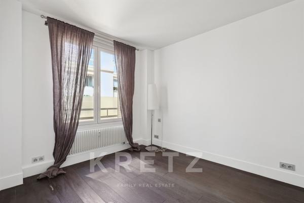 Bel appartement Art Déco plein sud.