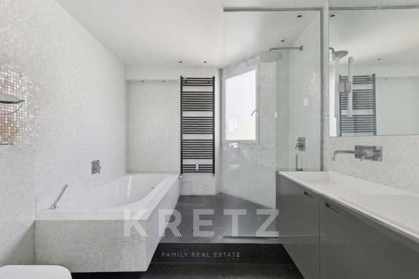 Bel appartement Art Déco plein sud.