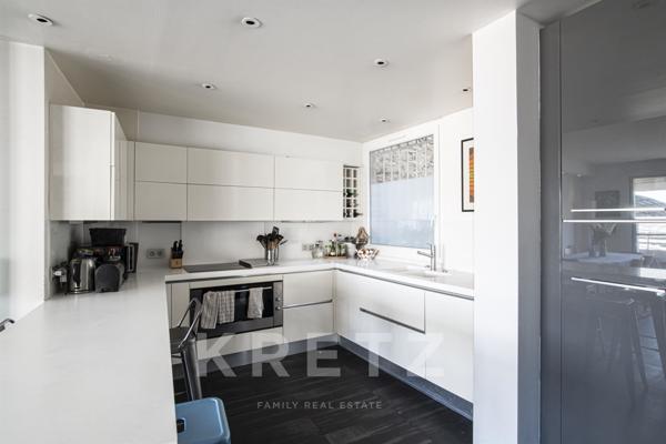 Bel appartement Art Déco plein sud.