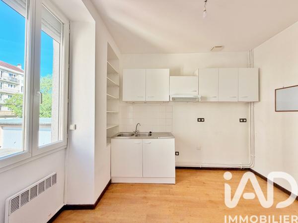 Immeuble à vendre 115 m² Bizanos