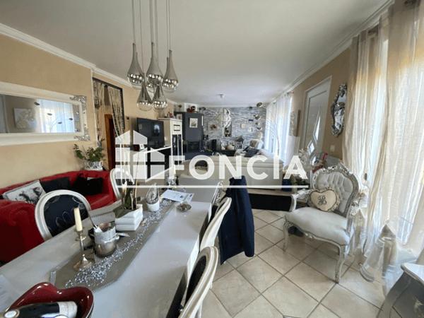 Location Maison 5 pièces 158.5 m² - 8 RUE DE LA PETITE AMERIQUE 57905 SARREINSMING Sarreinsming 57905