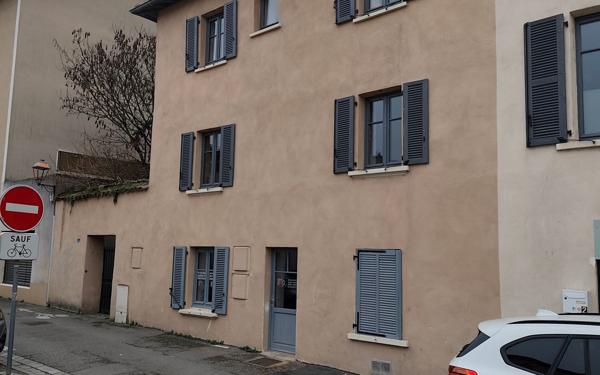 Appartement à vendre    3 pièces • 59,04 m2 Neuville-sur-Saône