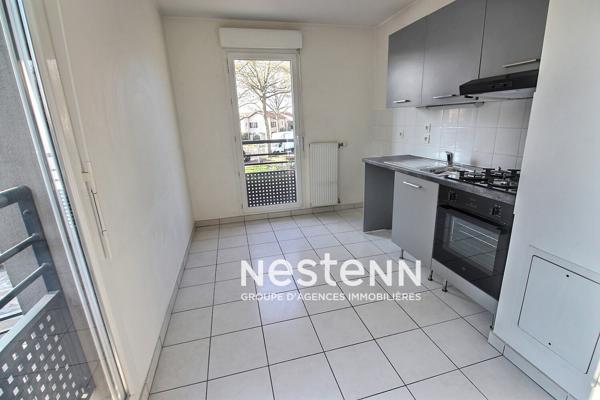 T3 60 m², Résidence 2015, garage, tramway, métro, commerces et écoles à 2 min, Vénissieux Parilly