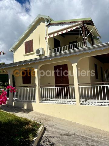 Location Appartement67,07 m² - 2 Pièces - SAINTE ANNE (97180)