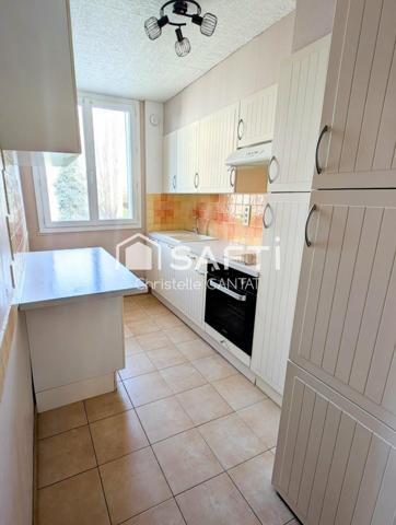 Appartement F2, double séjour, 1 chambre, cave