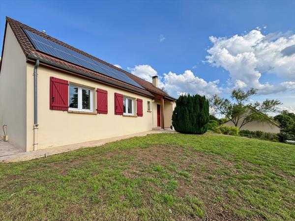 Aux portes du Mans, pavillon sur sous-sol de 100 m² avec 3 chambres sur terrain de 2 226 m²