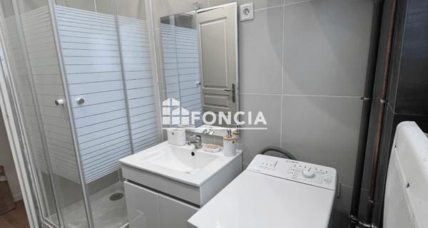 Location Appartement meublé 2 pièces 29.56 m² - Paris 75018