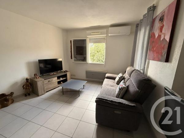Appartement à vendre  2 pièces - 41,30 m 2   GARONS  - 30