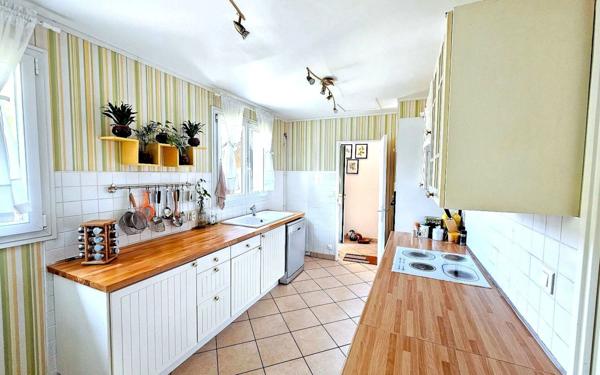 Maison à vendre    7 pièces • 159,08 m2 Aigremont