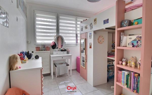 Appartement à vendre    4 pièces • 78,03 m2 Marseille 10