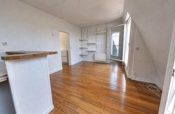 Appartement Paris 1 pièce(s) 30.33 m2