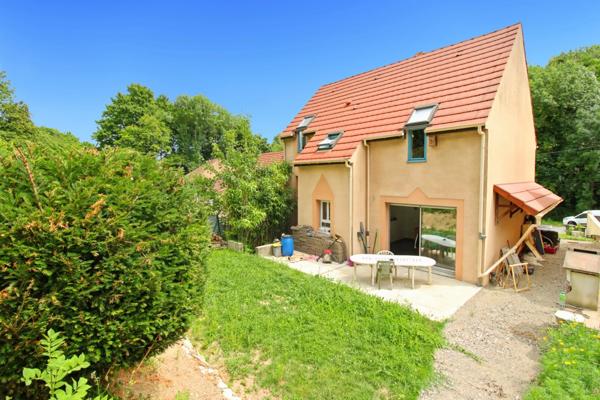 Maison individuelle de 124 m² - 6 pièces - Quartier Le Village à Jouy-le-Moutier (95280)