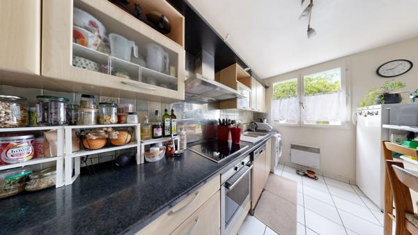 EXCLUSIVITE VAURÉAL DOMAINE DE WINDSOR ! Maison individuelle familiale, lumineuse et au calme de 5 chambres