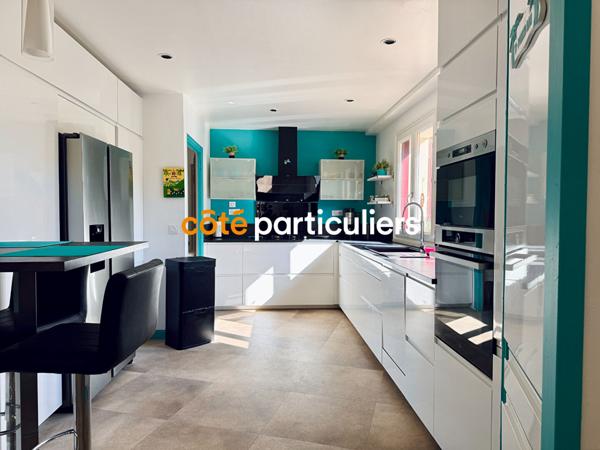 Vente Maison214 m² - 7 Pièces - AGNEAUX (50180)