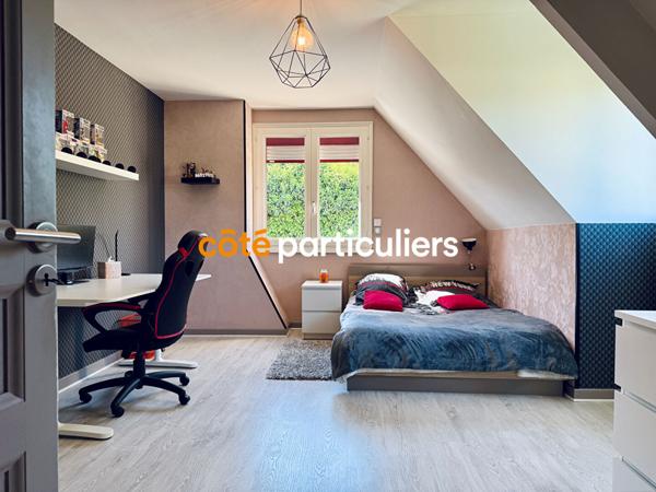 Vente Maison214 m² - 7 Pièces - AGNEAUX (50180)