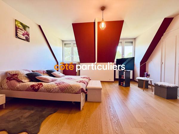 Vente Maison214 m² - 7 Pièces - AGNEAUX (50180)