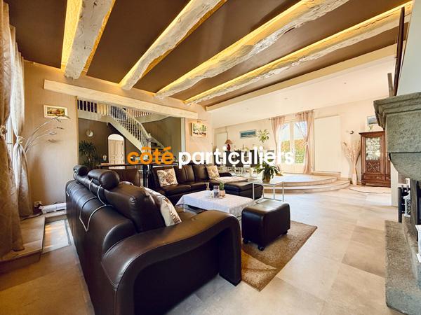 Vente Maison214 m² - 7 Pièces - AGNEAUX (50180)