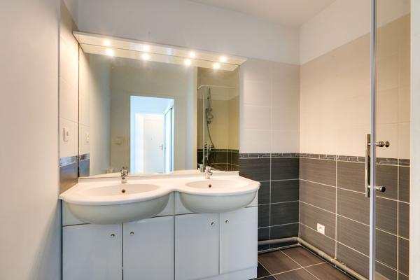 ANGRESSE , Appartement, 3 pièces, 65 m², 299 000 € - Réf : 3840-7765