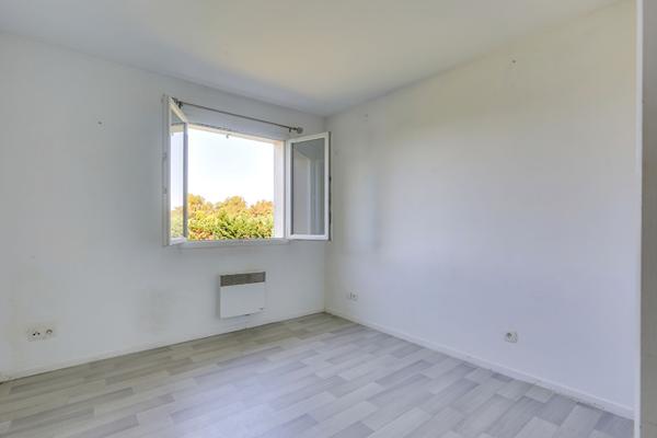 ANGRESSE , Appartement, 3 pièces, 65 m², 299 000 € - Réf : 3840-7765
