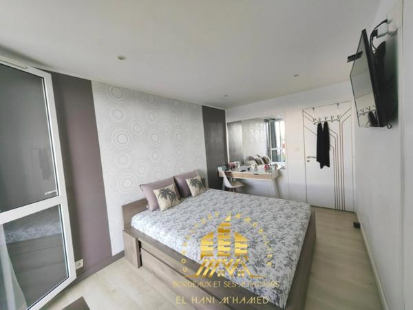 Appartement à vendre 4 pièces MERIGNAC (33)