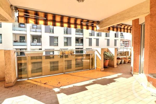 Appartement F3 Bis à vendre  4 pièces - 85,99 m2 ST RAPHAEL - 83